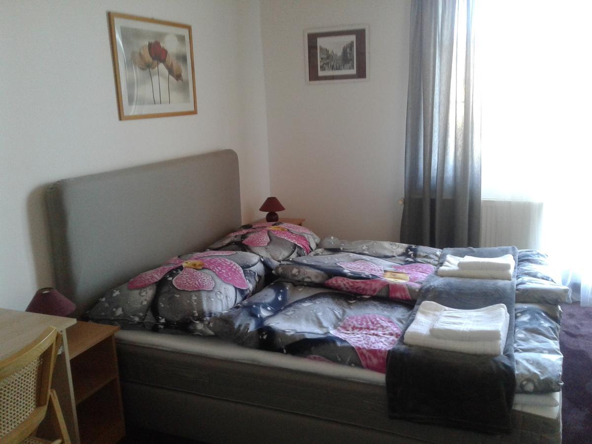 Homepension Prag Exterior foto